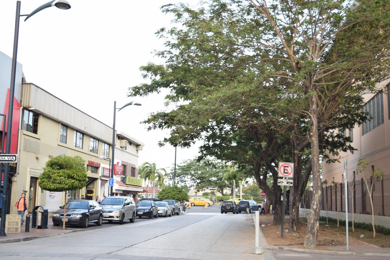 Alojamiento Castelnouvo, Entre Rios, Guayaquil, Ecuador Exterior photo